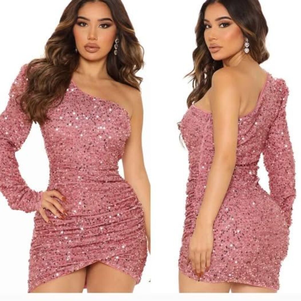 Pink christmas,  new fashion nova sequin dress night out. Size xs